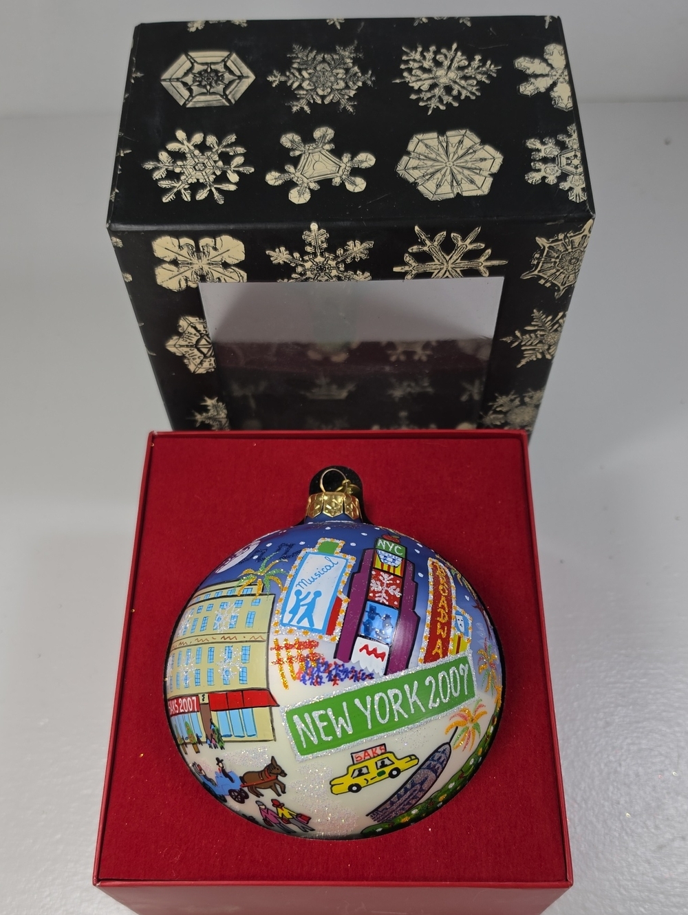 Landmark Creations New York 2007 Holiday Ornament Bauble Saks Fifth Avenue